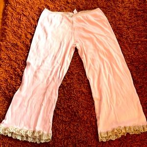 Vintage Y2K baby pink gaucho pants